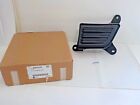 84603335 20-22 Chevrolet Silverado 2500 3500 Right Fog Light Cover Insert Oem