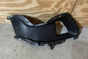 156140875 Alfa Romeo 2017-2022 Giulia Front Bumper Right Side Intake Duct Cover Oem