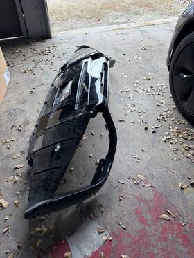 Ky63-17e955-hd Aston Martin Vantage Rear Bumper Diffuser 2019-2021 2022 2023 Oem