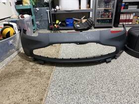 My63-17d957 Aston Martin 2019 2020 2021 2022 2023 New Vantage Front Bumper Oem