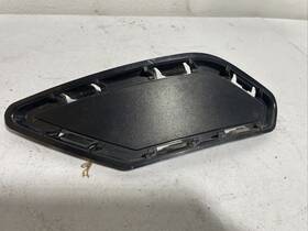 4m8807320 Audi Q8 Rear Bumper Right Passenger Side Spacer Trim Plate Panel Oem 2019-2023