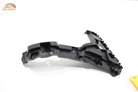 8u0807454b Audi Q3 Rear Bumper Right Side Retainer Mount Bracket Oem 2016 - 2018