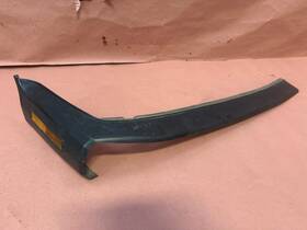 51111937388 Bmw E30 325e 525i 525ix Bumper Covering Front Right Oem #87271