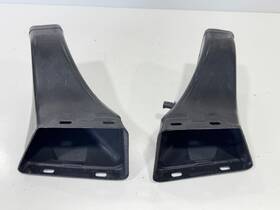 51117178086 Bmw 2008 2009 2010 5- Series E60 Front Bumper Air Vent Duct L&r