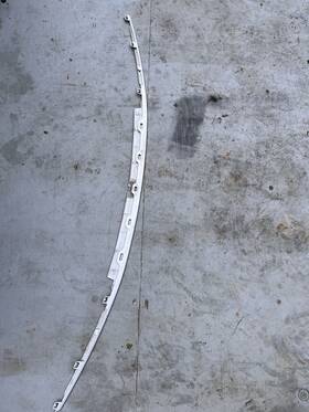 51117178096 Bmw 2008 535xi E60 Front Bumper Trim Lower Grille Grill Cover Molding Oem