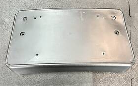 51117191190 Bmw 2008-2013 Oem E82 E88 128i 135i Front Bumper License Plate Frame Holder Base