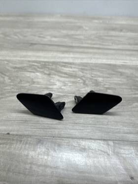 51117276385 Bmw 12-15 F30 328i Sedan Left Washer Bumper Cap Cover Black Right