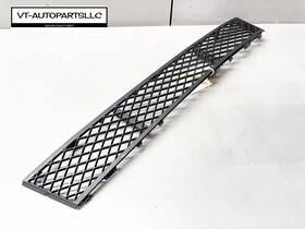 51117285950 Bmw 2011-2016 528i 535i 550i - Front Center Bumper Grille Trim 7285950 Oem
