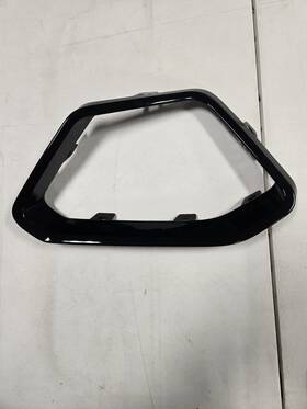 51-11-8-085-660 Bmw 51118085660 2023-2025 X6 Front Bumper Trim Bezel Right Oem
