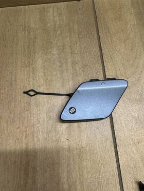 51127285551 Bmw 2013-2017 4-series F32 F33 Rear Bumper Tow Hook Cover Cap Oem