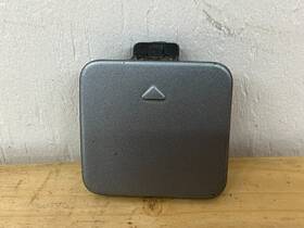 7033700 Bmw 04-10 E60 530i 525i 550i Front Bumper Tow Hook Cover Cap Silbergrau