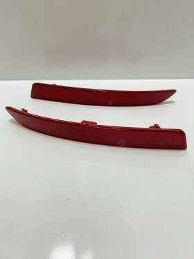 7318556 Bmw 7318555 2014-2016 5 Series F10 Oem Rear Bumper Reflector Set
