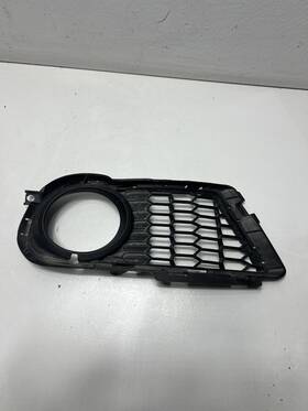 8038936 Bmw 2008-2013 335i E92 Front Right Bumper Fog Light Grille M Sport Oem