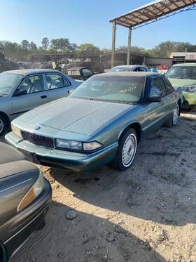 Buick 105-01247 Front Bumper 2 Door Fits 95-96 Regal 394032