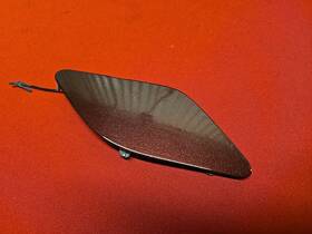 13487419 Buick 18-20 Regal Sportback Rear Bumper Tow Hook Eyelet Cover - 491c Rioja Red
