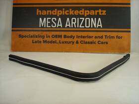 1609860 Cadillac 1977-1979 Deville Lh Front Bumper Lower Impact Strip #1609860