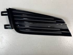 22879624 Cadillac 2015-2019 Ats Oem Right Fog Light Grille Cover Passenger Side