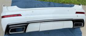 R01547285 Cadillac 85524439 Xt6 2020-2023 Rear Bumper Cover Park Assist White