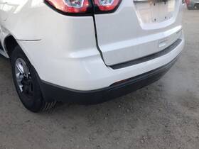 23328095 Chevrolet 2013-2017 Chevy Traverse Rear Bumper White 1 Exhaust Without Park Assist 928322