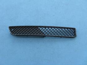 A1938850253 Chrysler 04 05 06 07 08 Crossfire Front Bumper Cover Right Passenger Side Grille