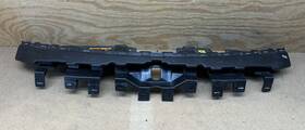 68092718aa Fiat 2014-2015 500l Front Bumper Upper Bracket Oem