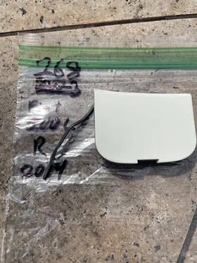 735570835 Fiat 2014-2020 500l Oem Factory Rear Bumper Tow Hook Cover Cap 268 Bianco