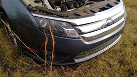 105-00417b Ford Front Bumper With Fog Lamps Fits 10-12 Fusion 266354