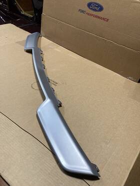 Jb5z-17k835-cptm Ford Genuine Oem Rear Bumper Cover Valance Jb5z-17k835-cc