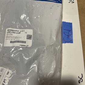 Lk4z-17e810-ab Ford Genuine Center Tow Hook Cover For Vehicles