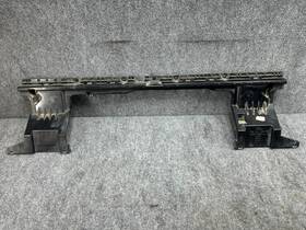 Nz6b-17b861-a Ford Maverick Xlt 22-24 Oem Rear Lower Center Bumper Support Mount Bracket 55k