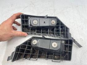 42371124 General Motors 42371123 Oem Gm Chevy Sonic Rear Left And Right Bumper Support Guide /
