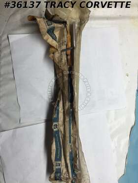 470658 General Motors 1975-1979 Corvette Bumper Cover Retainer - Front Upper Outer Right Nos Gm#470658
