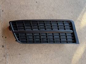 22867260 Gm Used Genuine Oem Front Right Bumper Grille Cover - 2010-2016 Cadillac Srx Models