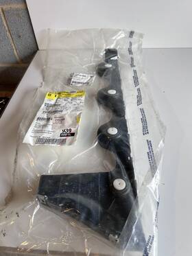 23462888 Gm Genuine Rear Driver Side Bumper Fascia Guide