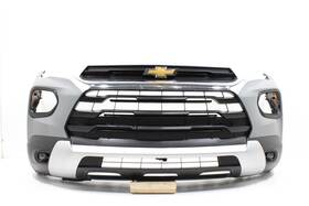 42797388 Gm Chevrolet Trailblazer Front Bumper Cover With Grille Molding Oem 2022 - 2023