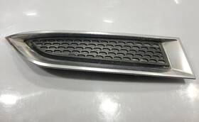 20982404 Gmc 2013-2016 Acadia Front Right Upper Bumper Grille Cover P/n Oem