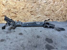 71204-tgh-a Honda Civic Type R 17-20 Oem Front Bumper Support Air Intake Guide Bracket 40k