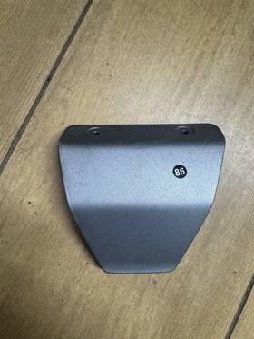 71504-t90a Honda 2023-2025 Pilot Plastic Gray Cap Rear Bumper Lower Garnish Oem