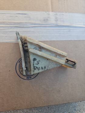 71192-sf1-013 Honda Oem 1988 1989 Prelude Slide Right Front Bumper Corner Slider Bracket Retainer