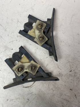 71591-sh3-010 Honda Oem 88-91 Crx Slide Rear Bumper Corner Slider Bracket Retainer Support Pair