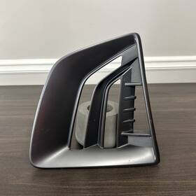 86564g2550 Hyundai 86564 G2550 20-22 Front Bumper Fog Light Cover Right Passenger Oem