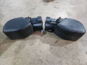 55155756 Jeep 1997 To 2006 Wrangler Tj Set Of Front Bumper Extension End Caps With Bolts