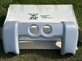 J3008 Jsp New Defender For 99-02 Silverado Fiberglass Front Bumper Bull Bar