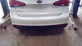 190-10010 Kia Rear Bumper Sedan Fits 17-18 Forte 10288091