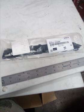 86552-d5000 Kia Front Passenger Side Lower Bumper Cover Bracket