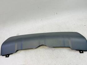 15930191 Land Rover 15 16 17 18 19 Discovery Sport Rear Bumper Cover Lower Trim Molding
