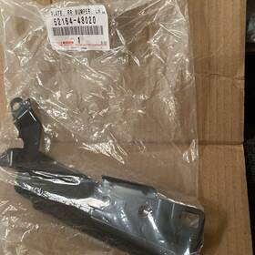 52164-48020 Lexus Genuine 16-20 Rx350/450 Rear Bumper Left Plate Oem New