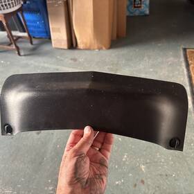 Aw93-17f001 Lincoln 2015 To 2019 Mkt Rear Hitch Bumper Cover