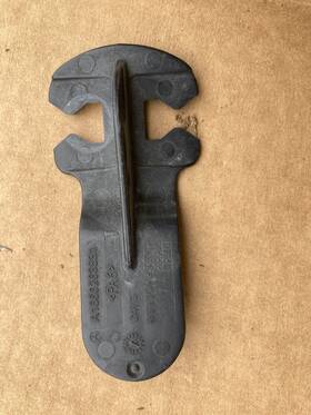 166-626-38-31 Mercedes-benz Gl350 450 550 63 Mount Brace 2013-2015 A