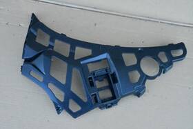 1678854106 Mercedes-benz 20 21 22 Gls 63 Amg Left Driver Side Bumper Support Cover Bracket Oem